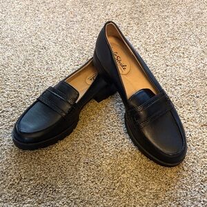 Life Stride Penny Loafers